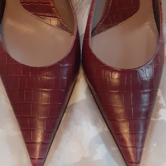 ⚘Kenneth Cole Heels - Picture 7 of 9